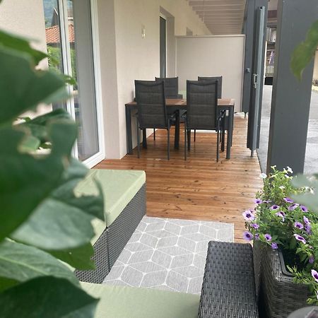 Alpenluxus Presents Design Lodge - Terrace & Car Park 크람사흐 외부 사진